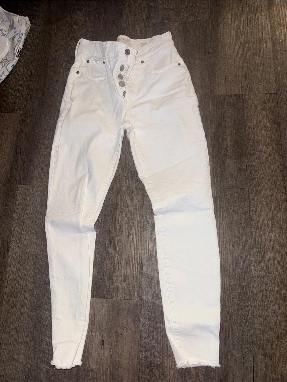 Lucky Brand White High-Rise Button-Fly Jeans